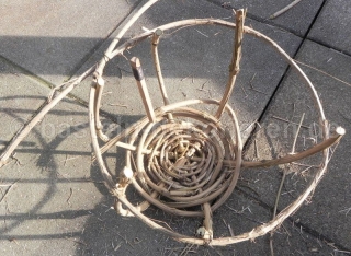 Korb aus Lianen selber basteln