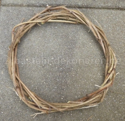 Kranz für einen Korb aus Lianen