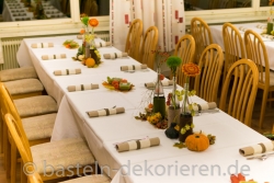Tischdeko für einen Geburtstag im Herbst